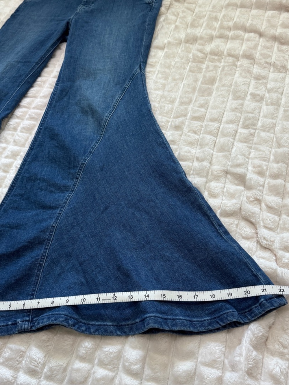 We the Free People 30 Marque Flare Jeans in Kora Wash ~ High Waist Bell Bottoms - Picture 10 of 11
